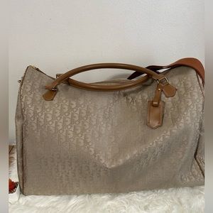 🔴SOLD🔴Christian Dior Travel bag